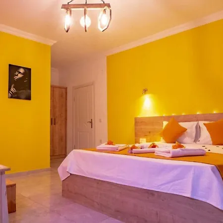 شقة Vibrant With Pool Backyard Jacuzzi In Kas *