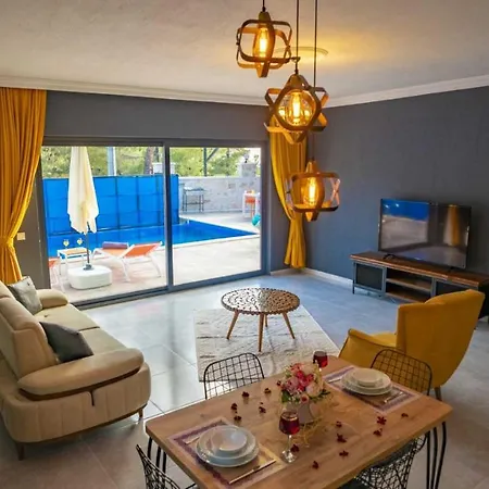 شقة Vibrant With Pool Backyard Jacuzzi In Kas